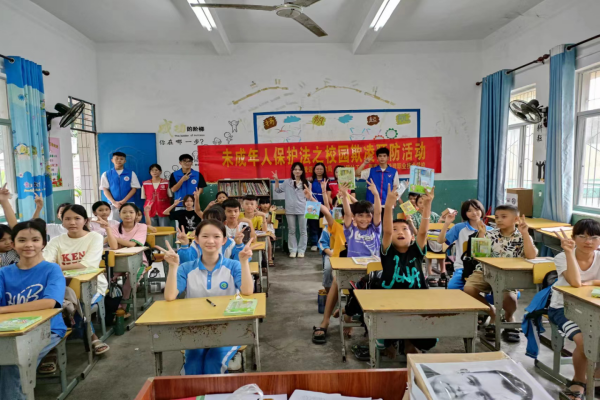 “政校社”联动，携手护苗 ——“预防校园欺凌”主题活动进大催小学