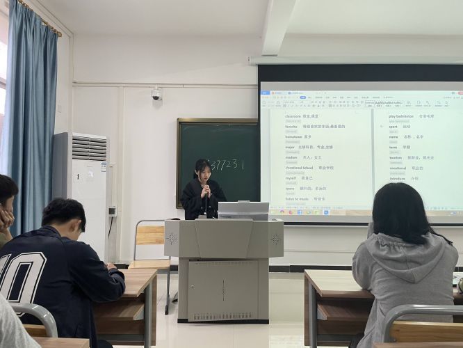 2020-2021学年上学期我院2020级英语晨读圆满结束